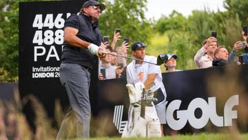 Phil Mickelson en el estreno del LIV Golf Invitational.