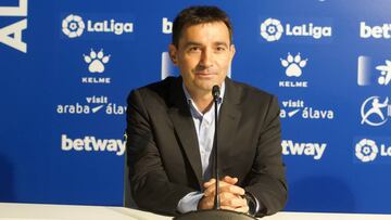 Oficial: Asier Garitano, nuevo entrenador del Alav¨¦s