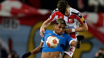 Belgrade (Serbia Serbia), 17/03/2022.- Rangers' Alfredo Morelos (L) in action against Red Star's Strahinja Erakovic (R) during the UEFA Europa League round of 16, second leg soccer match between Red Star Belgrade and Glasgow Rangers in Belgrade, Serbia, 17 March 2022. (Belgrado) EFE/EPA/ANDREJ CUKIC