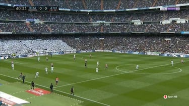 El árbitro señaló fuera de juego de Vitolo saliendo de su campo