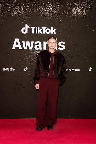 Lucía de la Puerta posa en la alfombra roja de los 'Premios TikTok 2025'. 
 
  
 