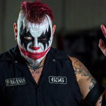 En un duelo de ‘payasos’, Psycho Clown dejó sin su cabellera al luchador extremo y creador del ‘Noa, Noa Style’.
