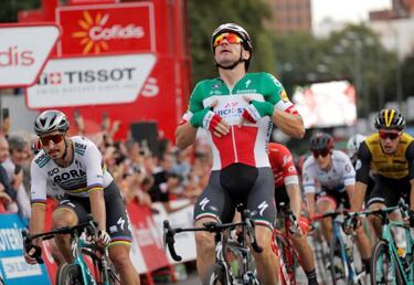 Simon Yates, Enric Mas y Superman: el podio del futuro