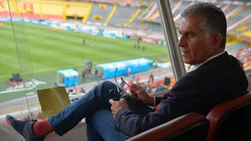 Carlos Queiroz, en el Campín para Santa Fe vs. Tolima