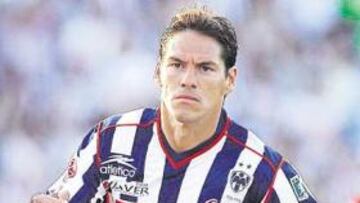 <b>AL CAER. </b>El argentino Guillermo Franco podría vestir la camiseta amarilla en breve.