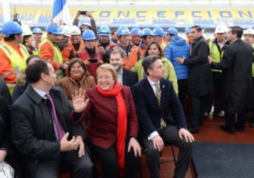 Michelle Bachelet inauguró el estadio Ester Roa de Concepción. Recibirá el duelo con Brasil y Paraguay, además de una semifinal y la definición del tercer lugar.