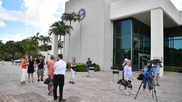 Aug 9, 2017; Palm Beach Gardens, FL, USA; Members of the media wait outside the North County Courthouse as Tiger woods is expected to appear for arraignment. Mandatory Credit: Jasen Vinlove-USA TODAY Sports