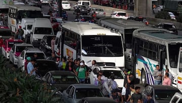 Transportistas y campesinos realizarán megabloqueo este lunes 24 de noviembre en CDMX. Lista de autopistas que bloquearán.