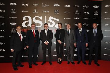 Alfredo Relaño, Juan Luis Cebrián, Pedja Mijatovic, Aneta Mijatovic, Manuel Polanco, Manuel Mirat y Juan Cantón. 