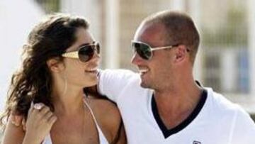 Sneijder se bautizó por amor antes del Mundial