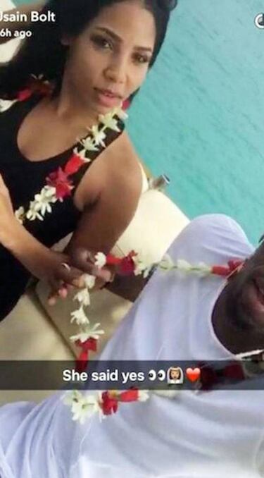 Usain Bolt y Kasi Bennet, comprometidos pese a los esc¨¢ndalos