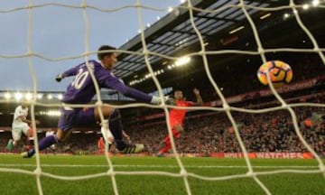 Liverpool 6-1 Watford: Week 11 - the best images