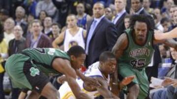 Curry salvó a los Warriors con canasta ganadora ante Boston