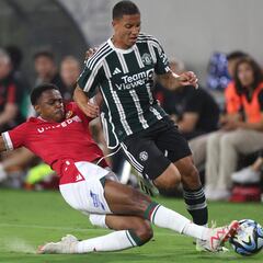 Mateo Mejía debuta con el primer equipo del Manchester United