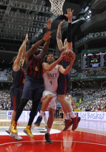 Primer asalto de la gran final en Madrid