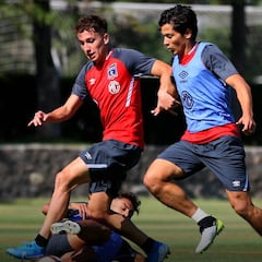 El '9' goleador que Colo Colo y Salas proyectan para el futuro