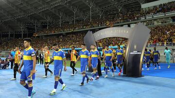 Soccer Football - Copa Libertadores - Group F - Deportivo Pereira v Boca Juniors - Estadio Hernan Ramirez Villegas, Pereira, Colombia - May 24, 2023 Boca Juniors and Deportivo Pereira players take the pitch before the match REUTERS/Luisa Gonzalez