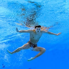 Yang, el ‘coco’ adolescente para un Dennis que avanza segundo