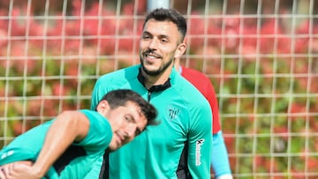 02/04/25 ATHLETIC DE BILBAO ENTRENAMIENTO
PAREDES VIVIAN