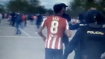 Esta secuencia lo va a romper en las redes: Saúl, un antidisturbios y un hincha