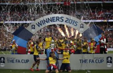 2015. El Arsenal de Wenger consiguió la FA Cup tras ganar al Aston Villa.
