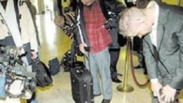 <B>LA LESIÓN</B>. La rodilla comida por los corticoides.