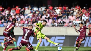 Futbol, Deportes La Serena vs Universidad de Chile.
Fecha 23, Liga primera 2025.
El jugador de Universidad de Chile Lucas Di Yorio, centro, celebra tras marcar un gol contra Deportes La Serena durante el partido de primera division disputado en el estadio La Portada en La Serena, Chile.
28/09/2025
Alejandro Pizarro Ubilla/Photosport
Football, Deportes La Serena vs Universidad de Chile.
Date 23, First League 2025.
Universidad de Chile’s player Lucas Di Yorio, center, celebrates after scoring a goal against Deportes La Serena during the first division match played at the La Portada stadium in La Serena, Chile.
28/09/2025
Alejandro Pizarro Ubilla/Photosport