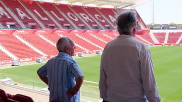 Abonados veteranos del Real Mallorca visitan las instalaciones de Son Moix.