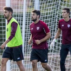 Nolaskoain está a punto de renovar y Remiro va para largo