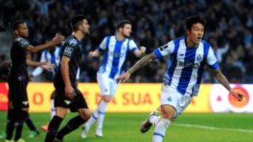 Layún y Herrera jugaron todo el partido, Tecatito salió al medio tiempo