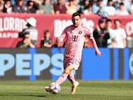 DENVER, COLORADO - APRIL 18: Lionel Messi #10 of Inter Miami CF controls the ball during the MLS match between Colorado Rapids and Inter Miami CF at Empower Field At Mile High on April 18, 2026 in Denver, Colorado. Andrew Wevers/Getty Images/AFP (Photo by Andrew Wevers / GETTY IMAGES NORTH AMERICA / Getty Images via AFP)
