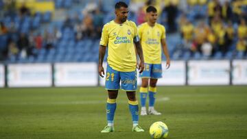 Aprobados y suspensos: Viera y Valles mantienen a Las Palmas en la pugna de la promoción