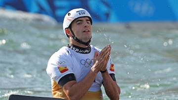 Vaires-sur-marne (France), 29/07/2024.- Miquel Trave of Spain reacts during the Men Canoe Single final of the Canoeing Slalom competitions in the Paris 2024 Olympic Games at the Vaires-sur-Marne Nautical Stadium, in Vaires-sur-Marne, France, 29 July 2024. (Francia, España) EFE/EPA/ALI HAIDER