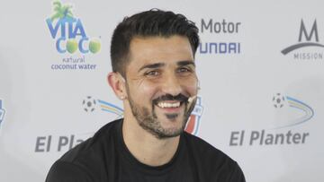 El Guaje, en colaboración con Mission, presentó ayer en El Planter de Puçol (Valencia) una de las dos Academias de Fútbol que va a poner en marcha en España (la otra, en Asturias). En ellas los chavales se podrán ganar una beca para estudiar en USA.