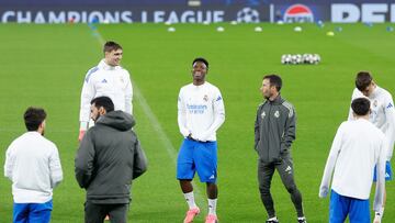 Real Madrid defend a three-goal first-leg lead at the Etihad Stadium, where a Champions League quarterfinal place will be on the line.