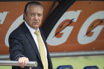 El ' Profe' Trejo ha pasado por múltiples equipos de la Liga MX como Pachuca, Tigres, Necaxa, Morelia, Tecos, entre otros. Más allá de haber llegado a la final de la Copa Libertadores con Cruz Azul no ha durado mucho en ninguno de los equipos que ha dirigido. La última vez que lo vimos en el banquillo fue con los Pumas en 2014.