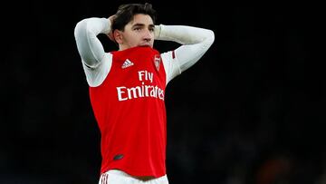 Bellerín se lesiona en el calentamiento ante el West Ham