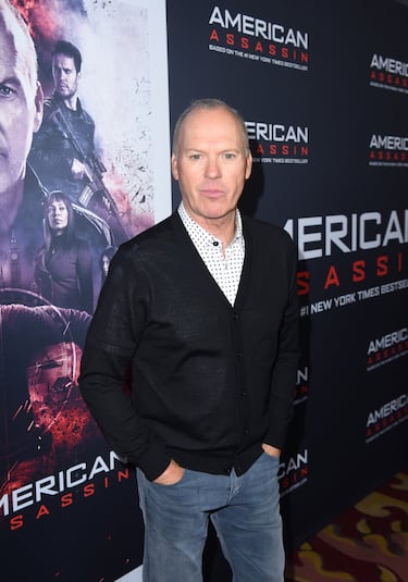 El Presidente McKenzie se enfrenta a un problema doméstico en la Casa Blanca. El mandatario tendrá que lidiar con su hija Samantha (Katie Holmes) que se rebela contra todos los condicionantes de ser la hija del presidente. 