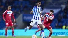 Alexander Isak ante el RCD Espanyol.