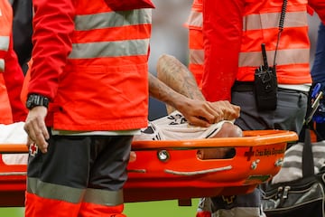 Éder Militão injured himself in the game against Osasuna.