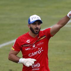 "No quiero que descienda la U, más aún por decisiones de los chupasangres de siempre"