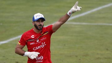 "No quiero que descienda la U, más aún por decisiones de los chupasangres de siempre"