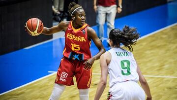 Iris Junio, durante el partido ante Francia.