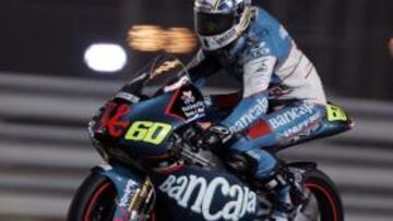 <b>Julián Simón.</b> El piloto español se adjudicó la primera 'pole' de la temporada en el circuito qatarí de Losail.