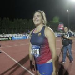 Sabina Asenjo, récord español
en disco y mínima para Pekín