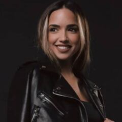 Lucía se va de fiesta y baila al ritmo de 'Llegó Papá'