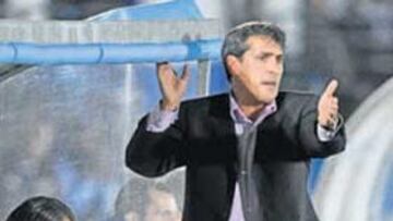 <b>EN LA CUERDA FLOJA. </b>Pepe Murcia está pasando su peor momento desde que recaló en el Xerez.