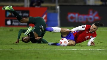 La Roja se enfrentar&aacute; a los charr&uacute;as este lunes a partir de las 17:00 horas. Para el partido, Lasarte har&aacute; un cambio en comparaci&oacute;n al duelo pasado ante Bolivia.