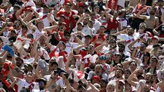 Supporters of River Plate cheer during the Argentina first division Superliga football tournament match against Rosario Central, at the Monumental stadium in Buenos Aires, on November 10, 2019. (Photo by Alejandro PAGNI / AFP)