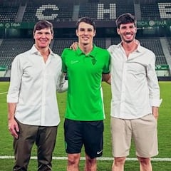 En el nombre del padre